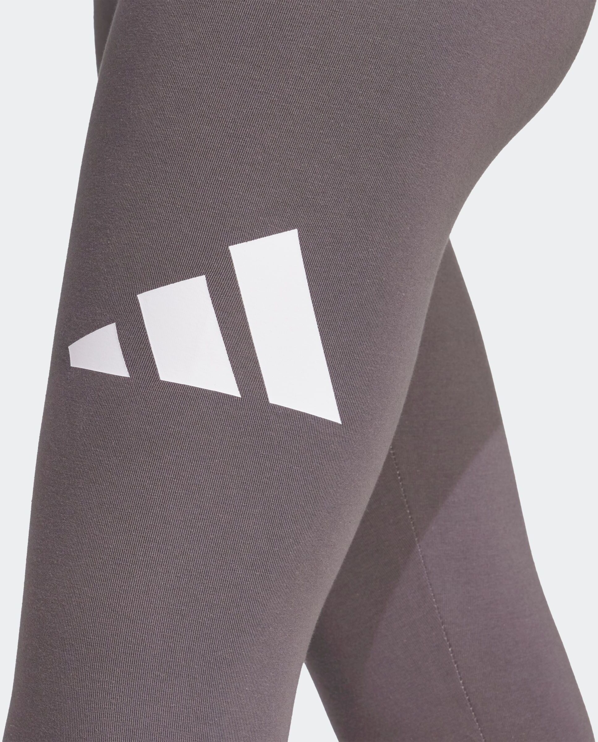 Trainingstights ADIDAS SPORTSWEAR "ESSENTIALS BIG LOGO COTTON LEGGINGS", Damen, Gr. XL, N-Gr, weiss (grau strata, weiß, normal, gr.), Obermaterial: 90% Baumwolle, 10% Elasthan, Hosen Trainingstights, mit hohem Bund, aus Baumwolle und Elasthan, stretchig g