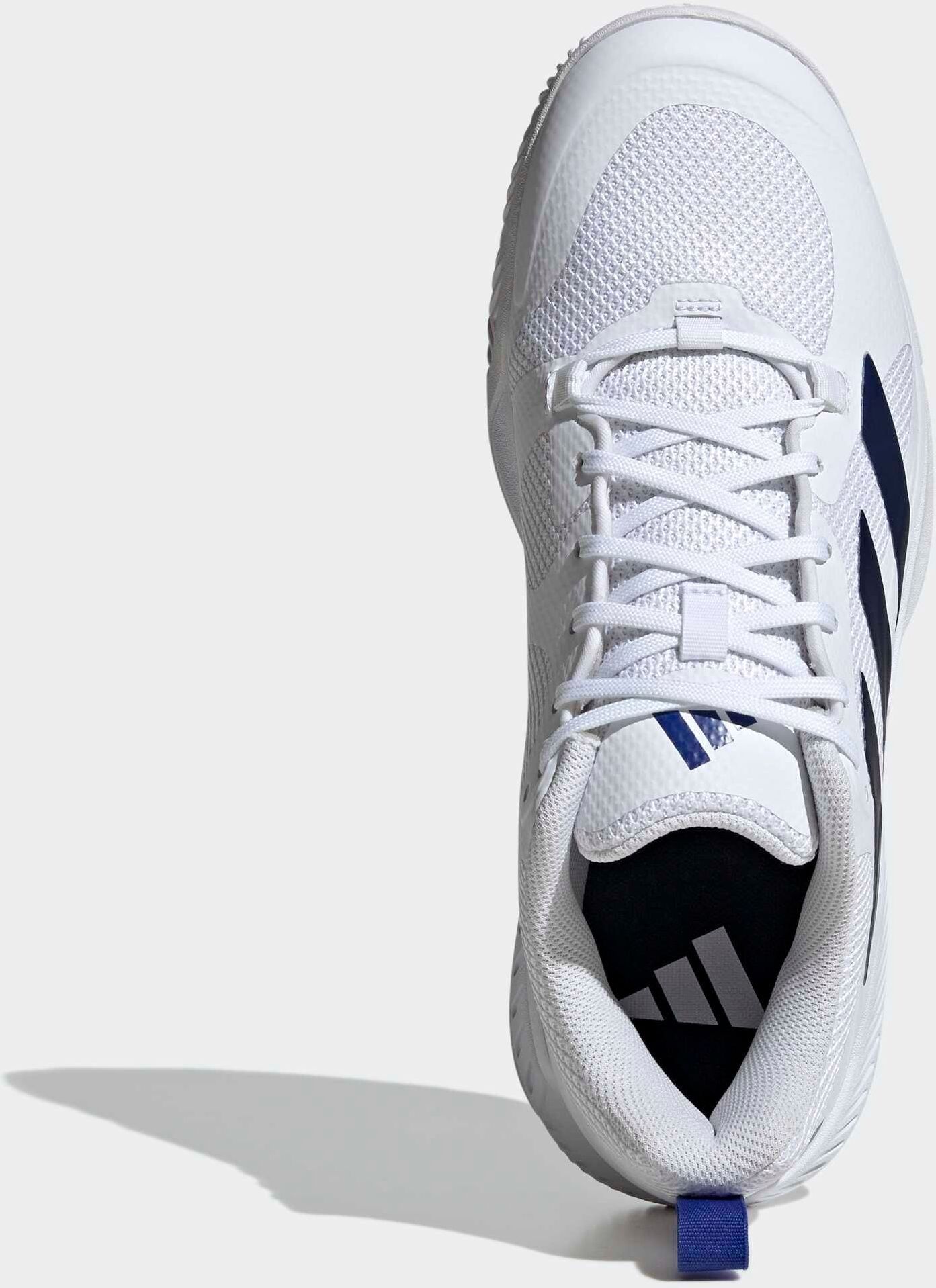 Hallenschuh ADIDAS PERFORMANCE "COURT TEAM BOUNCE 2.0", Herren, Gr. 46, weiß (cloud weiß, royal blau, ftwr weiß), Synthetik, Textil, Schuhe Hallenschuh