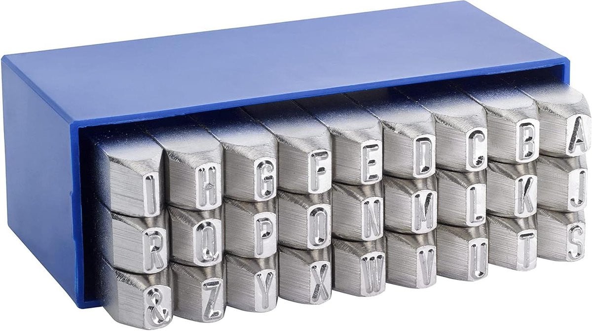 Slagletterset A-Z Metaalstempels Zilver 8mm Hoogte