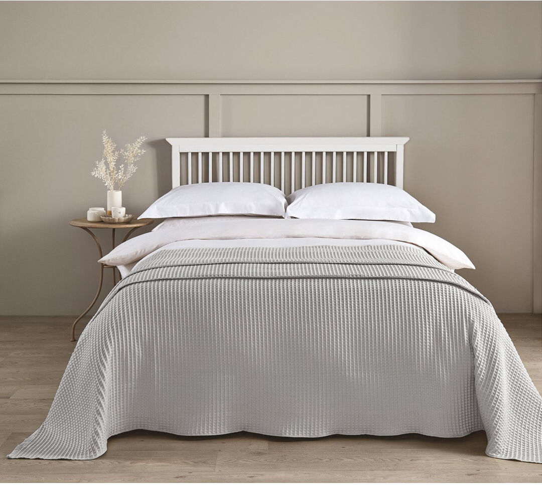 Symple Stuff Hotel Waffle Blanket Bedspread Dove Grey 225 x 250cm Bedspread