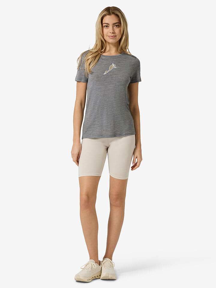 super.natural Trainingsshirt "Duck Dive" in Grau - S