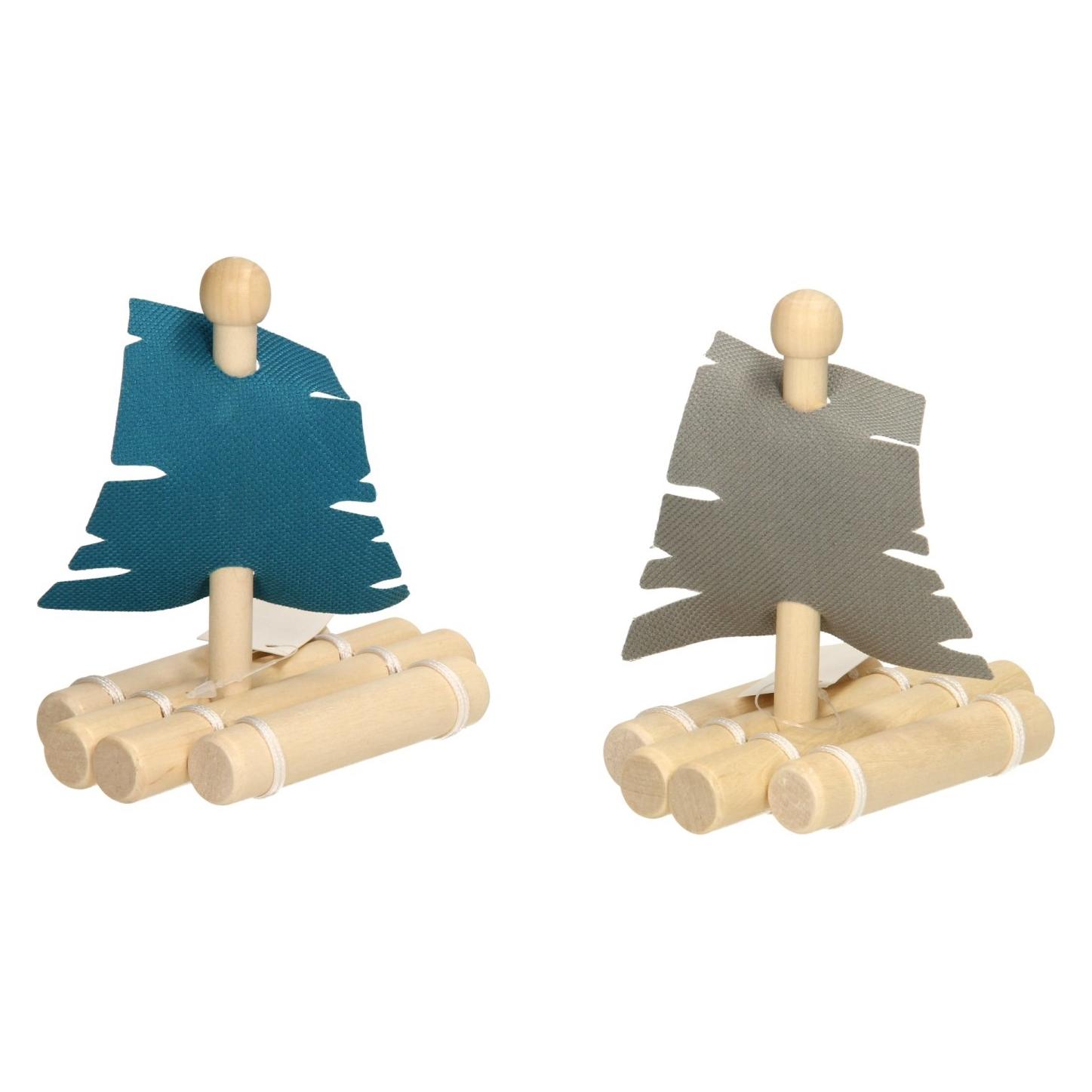 Holzfloss mit Segel (21207739)