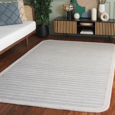 SAFAVIEH Handmade Ebony Sawako Wool Rug