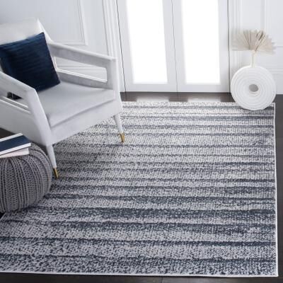 SAFAVIEH Carnegie Helrike Modern Stripe Rug