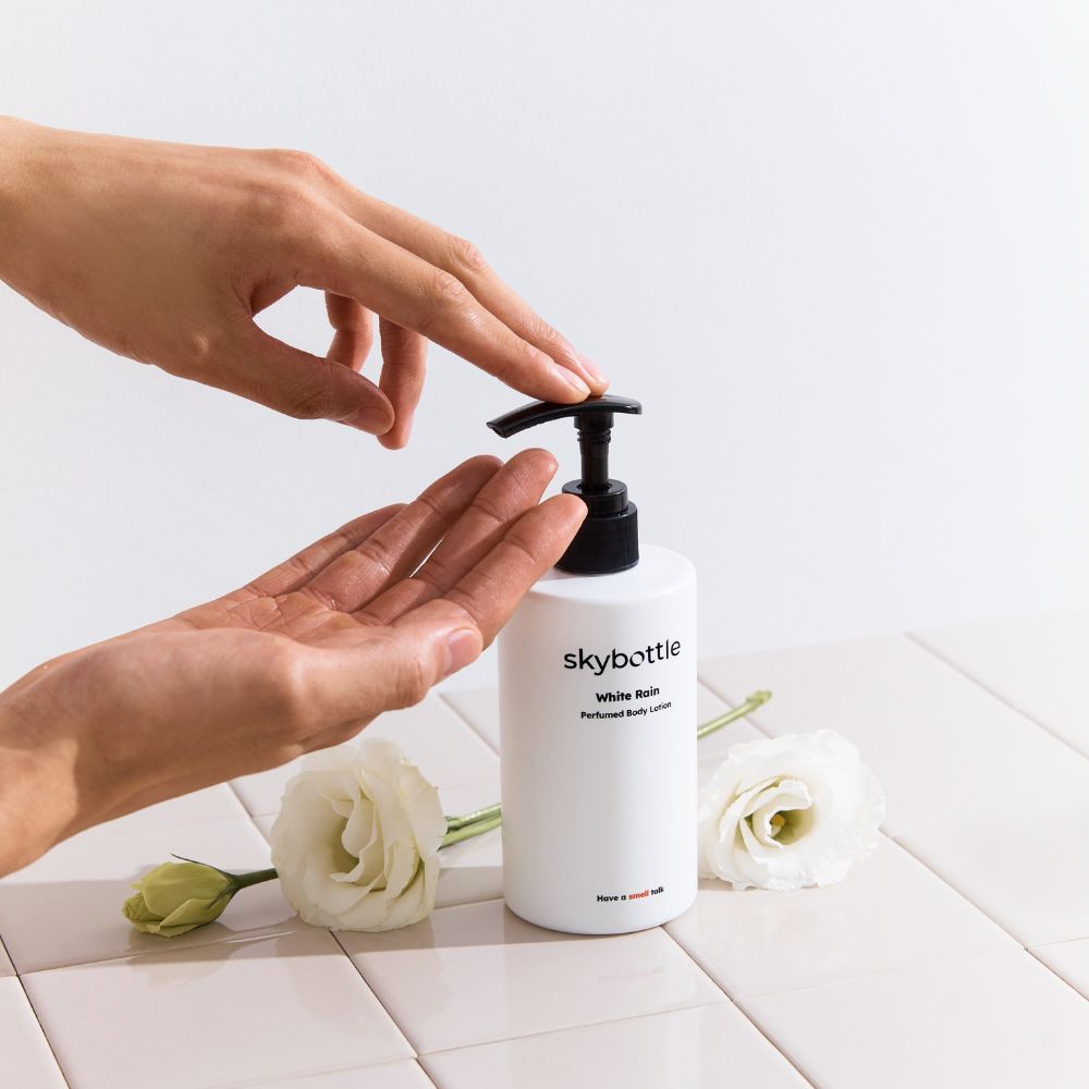 Skybottle Loción corporal perfumada White Rain 300mL