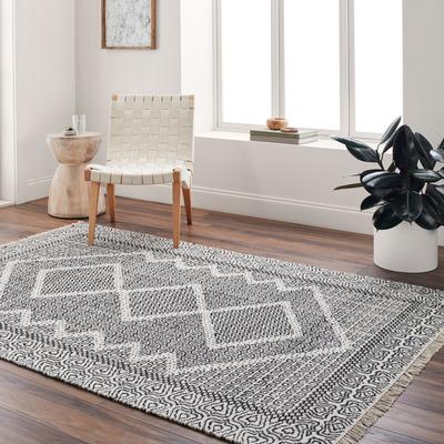 Livabliss Joe Traditional Area Rug