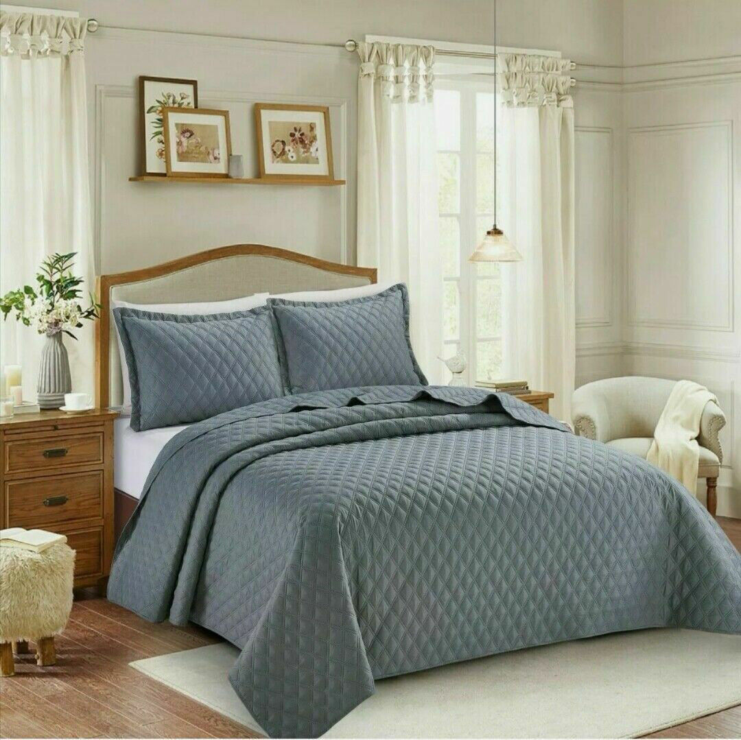 Canora Grey Amnon Geometric Blanket Silver W250 x L270cm