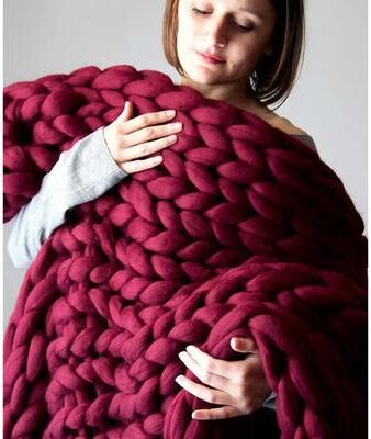 HomeDecorAndMore LLC Soft And Lightweight Handmade Chunky Knit Blanket, Acrylic & Polyester Fabric, Comfortable All Year Round Burgundy 40x47 Inches