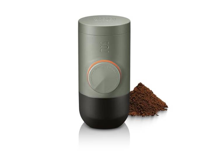 WACACO Minipresso GR2\, Machine à Espresso Portative\, pour Café Moulu\, cafetière de voyage de petite taille\, pas de batterie ou besoin électrique\, actionnée manuellement grace à un piston\, Gris Olive