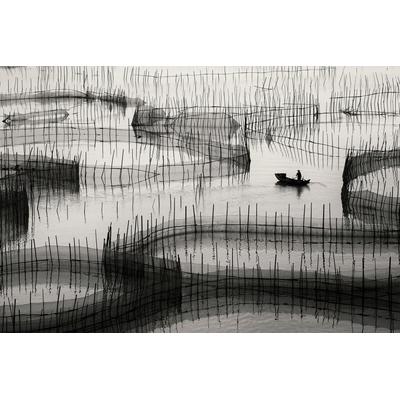 Fototapete PAPERMOON "Photo-Art AHMED ABDULAZIM, WARTEN AUF DEN HAKEN", bunt, B:3,5m L:2,6m, Vlies, Tapeten