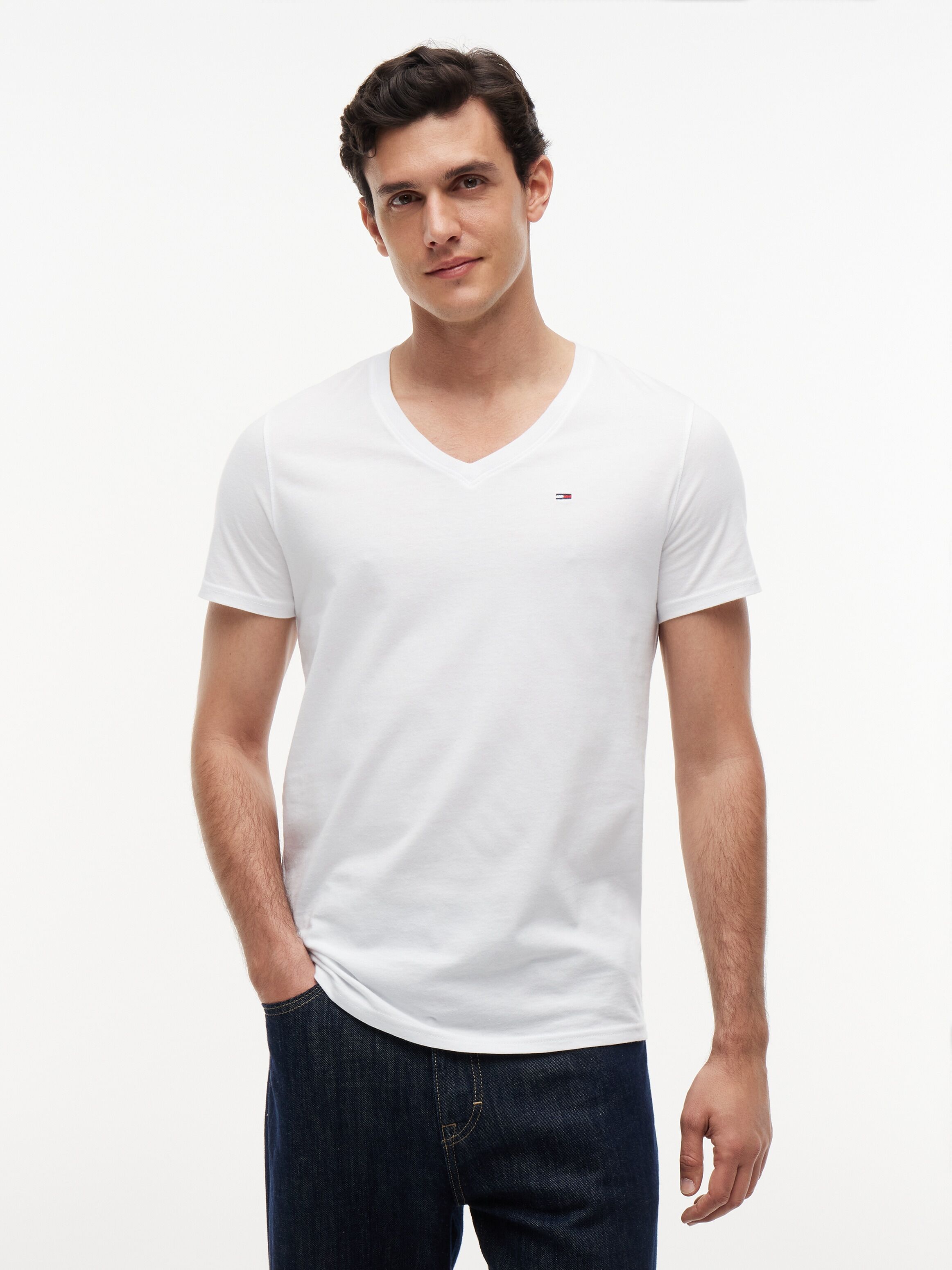 T-Shirt TOMMY JEANS "TJM ORIGINAL JERSEY V NECK", Herren, Gr. S (46), weiss (100 classic weiß), Single Jersey, Obermaterial: 100% Baumwolle, unifarben, Basic, regular fit normal, tiefer V-Ausschnitt, normaler Saum, Shirts T-Shirt, mit V-Ausschnitt und dez