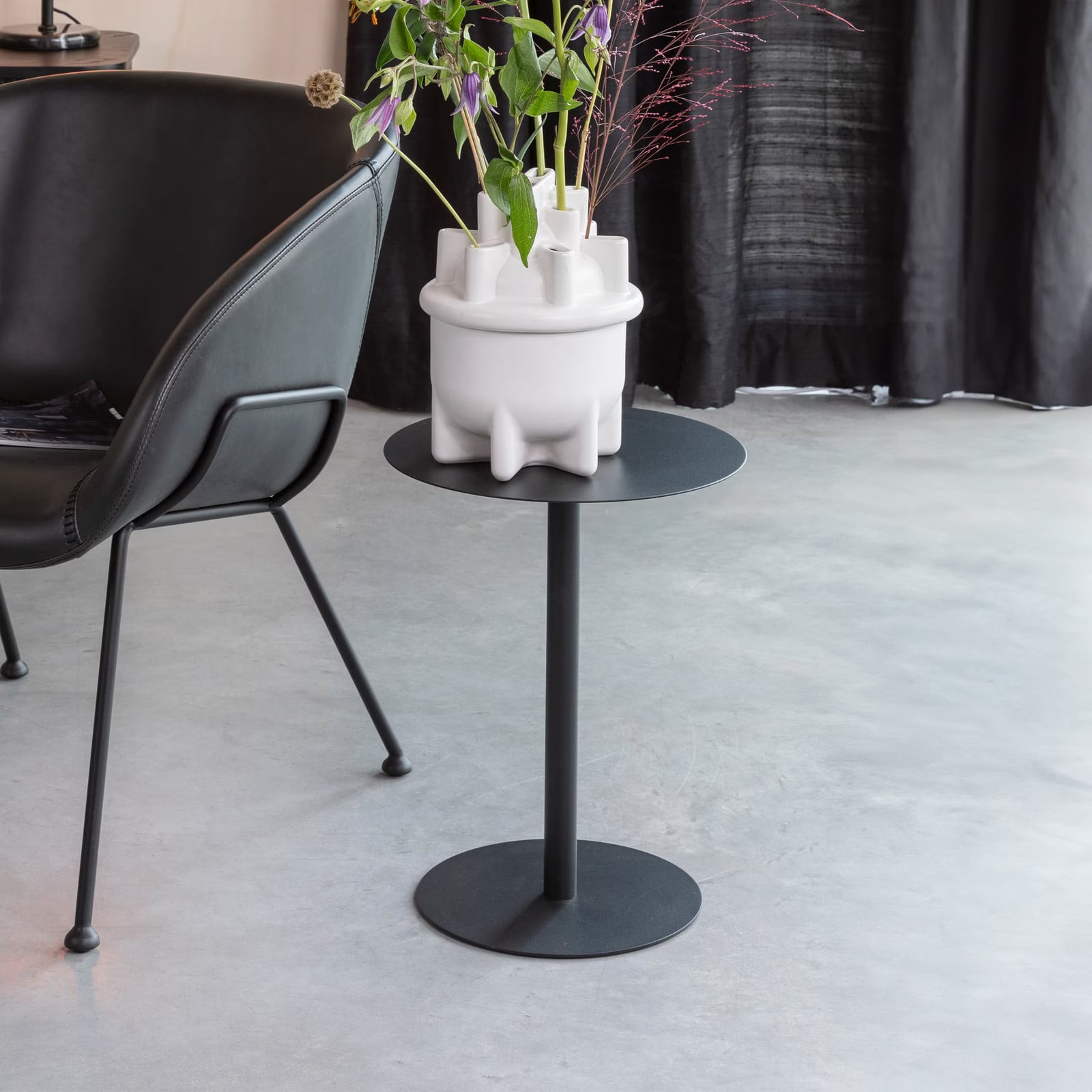 Zuiver Ronde Bijzettafel Snow Zwart Staal - B/D/H: 35 x 35 x 45 cm