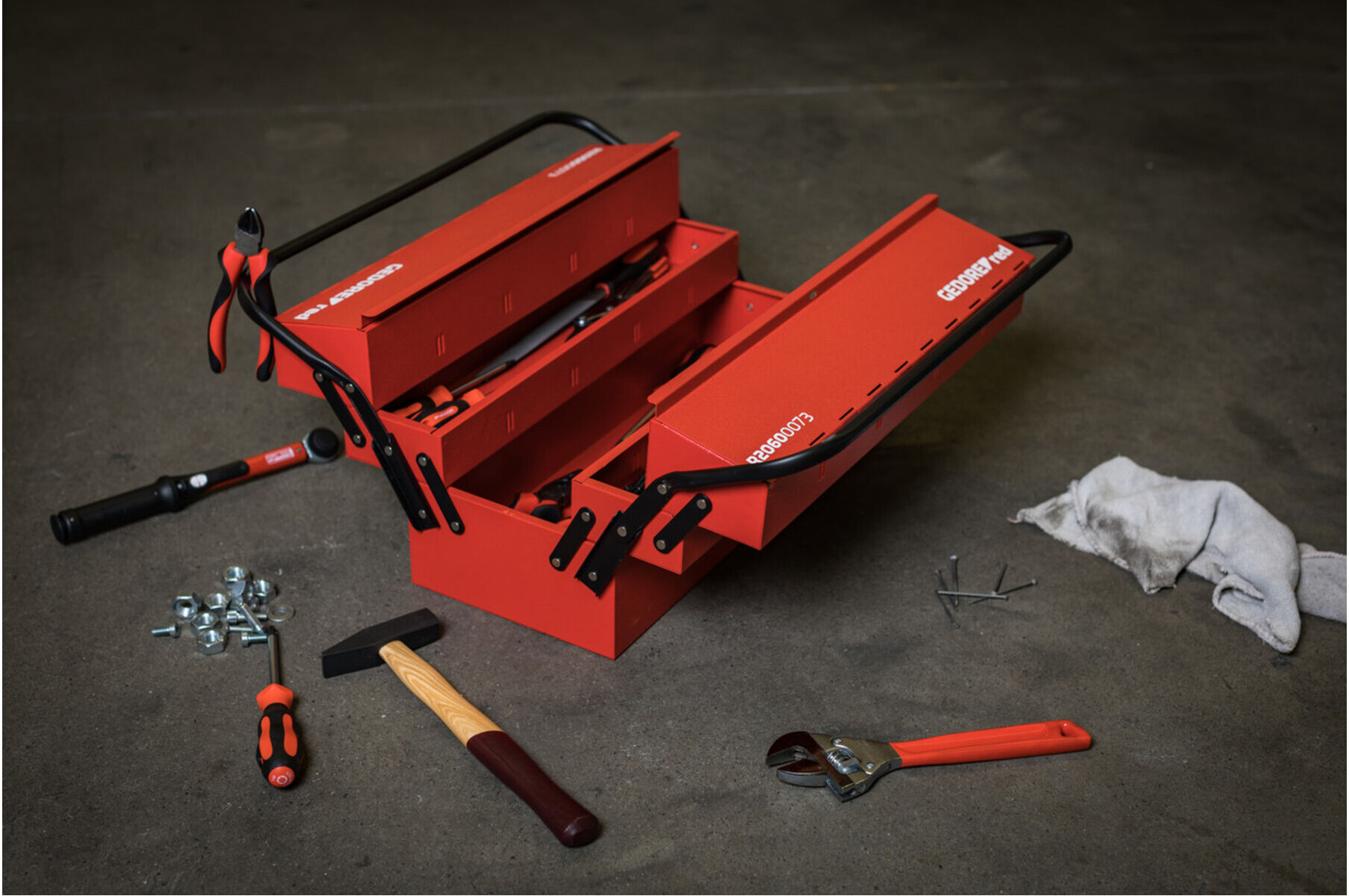 Gedore red Werkzeugkasten, 5 Fächer, groß, leer, Maße (LxBxH): 260x535x210 mm, rot, Stahlblech, Sortierbox, R20600073 (3301658)