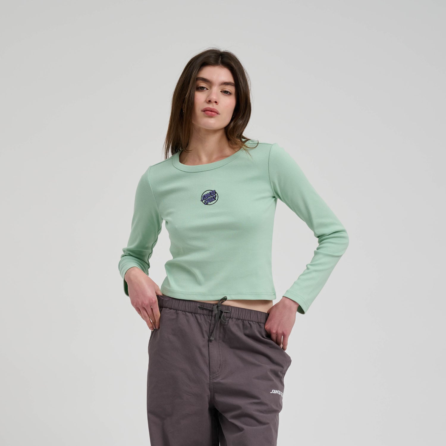 T-Shirt SANTA CRUZ "PARTIAL DOT EMB LS T-SHIRT", Damen, Gr. M (10), pale sage, Obermaterial: 70% Baumwolle, 30% Polyester, Shirts T-Shirt pale sage M (10)