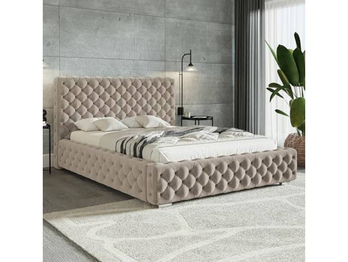 MOTIVENA Dianna Chesterfield Bett 180x200 Beige Samt, mit Stauraum, mit Kopfteil, mit Lattenrost, mit Füßen, ohne Matratze, Chesterfield Polsterbett 180x200 mit Bettkasten Beige