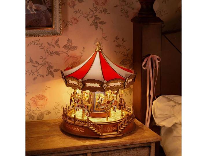 Boîte à musique carrousel de Noël, cadeau, objet de collection, ornement multifonctionnel, boîte à musique rotative décorative à mécanisme à ressort pour filles et femmes