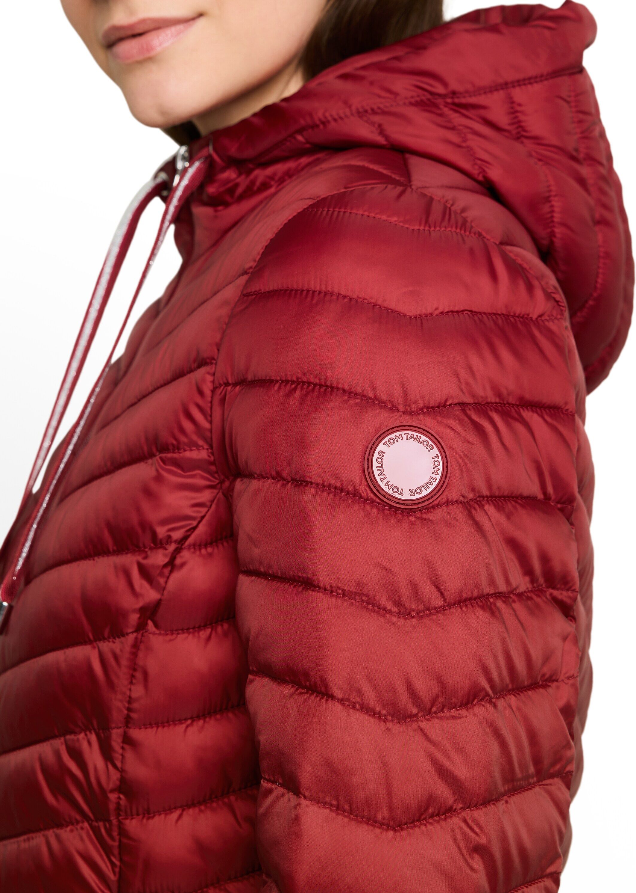 Steppjacke TOM TAILOR, Damen, Gr. 3XL, bartender rot, Steppware, Obermaterial: 100% Polyester. Futter: 100% Polyester, unifarben, normal hüftbedeckend, Rundhals, elastischer Bund, Jacken Steppjacke, mit Reissverschluss und Kapuze bartender rot 3XL