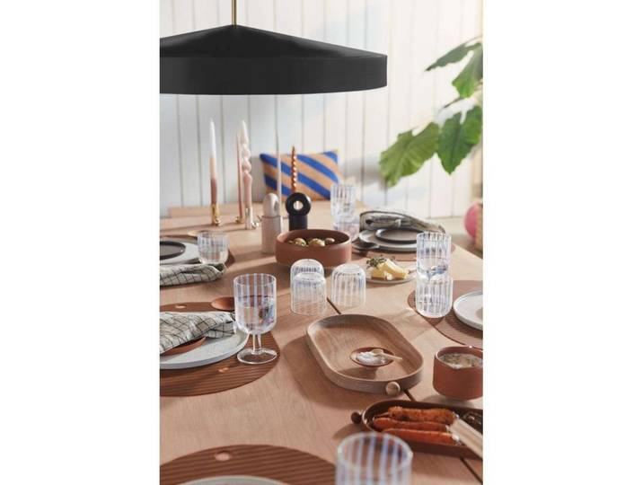 Suspension Large, noire, métal, E27 - OYOY Living Design Hat Large - Cuisine - Scandinave - À ampoule unique