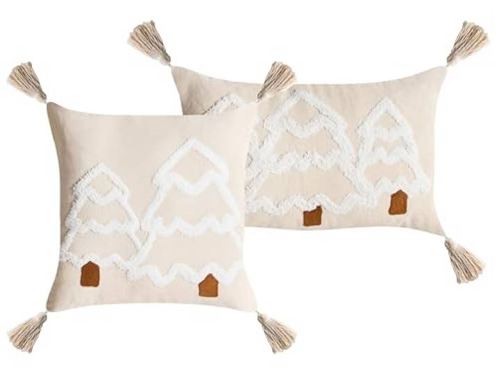 Beliani Dekokissen 2er Set Baumwolle Hellbeige 45x45 cm u. 50x30 cm mit Weihnachtsmotiv Intsia