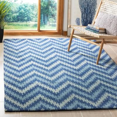 SAFAVIEH Handmade Wyndham Baftije Modern Wool Rug