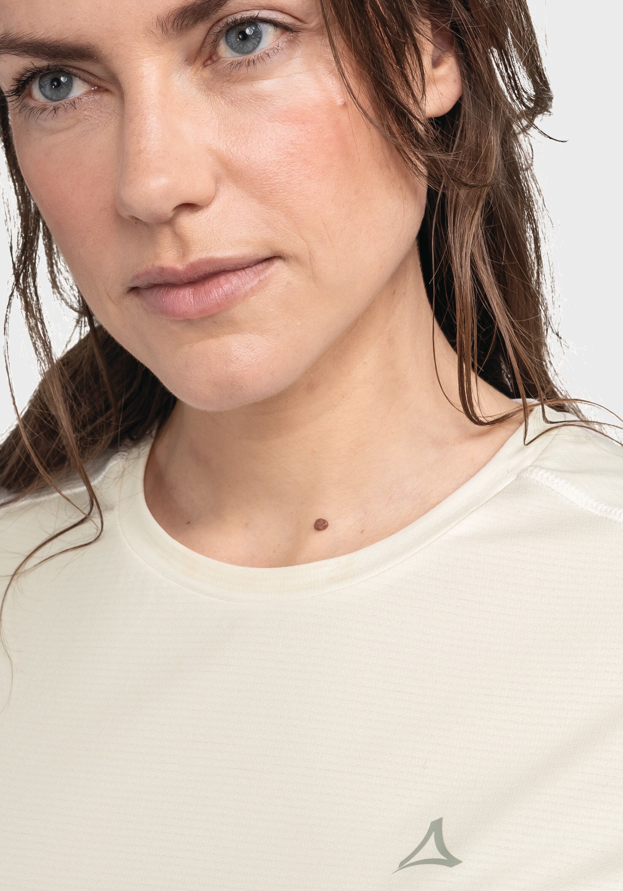 Funktionsshirt SCHÖFFEL "CIRC T Shirt Tauron L", Damen, Gr. 46, beige (9040, natur), Oberstoff: 100% Polyester, Rundhals, Shirts Funktionsshirt 9040, natur 46