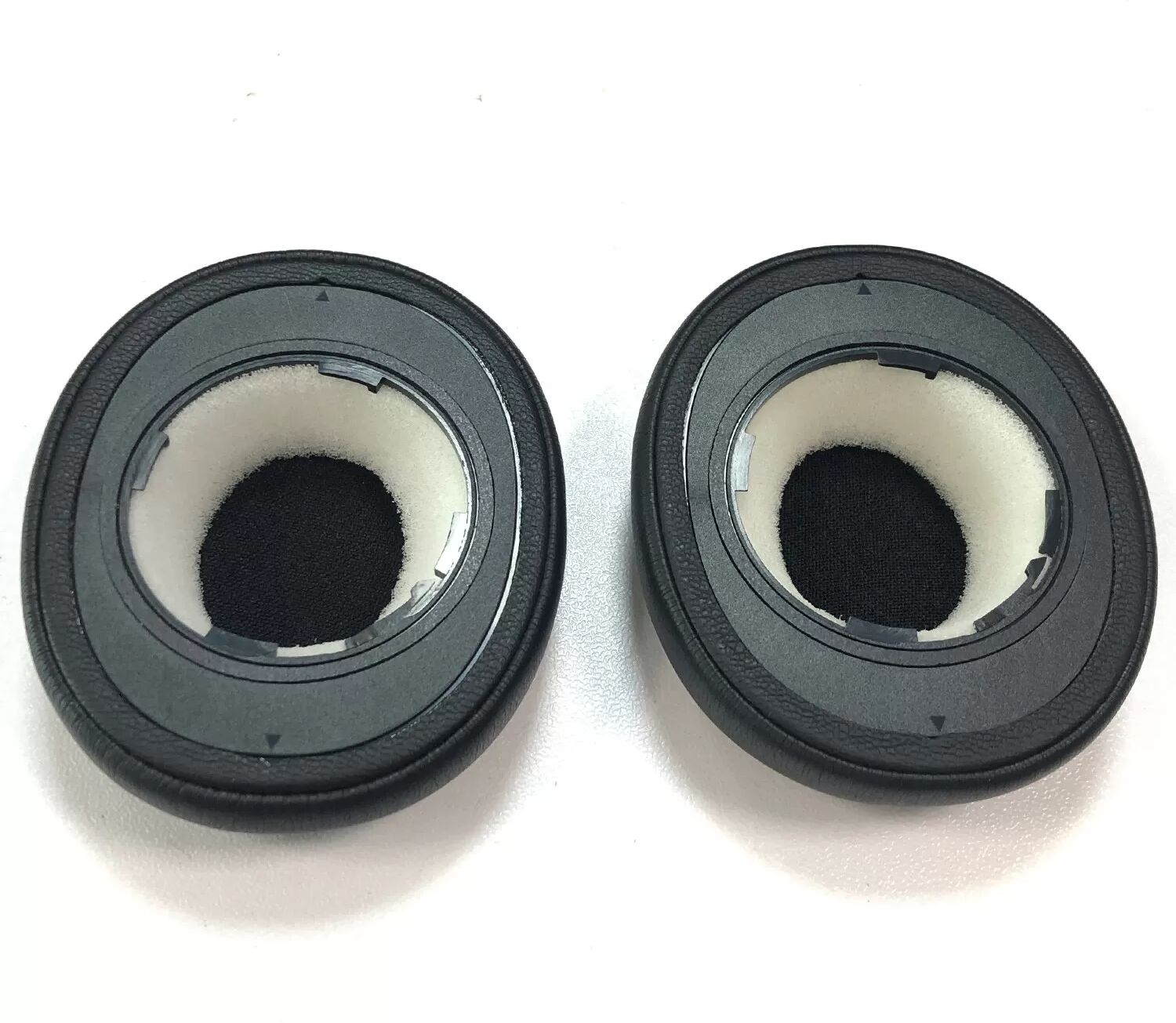 INF Jabra Evolve2 65 Flex-Ohrmuscheln austauschen