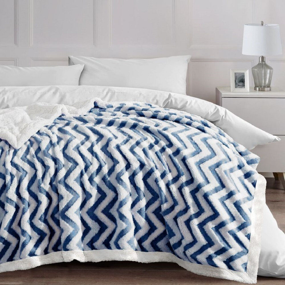 Latitude Run Aayanah Chunky Sherpa Backed Jacquard Chevron Throw Blanket Navy W150 x L200cm
