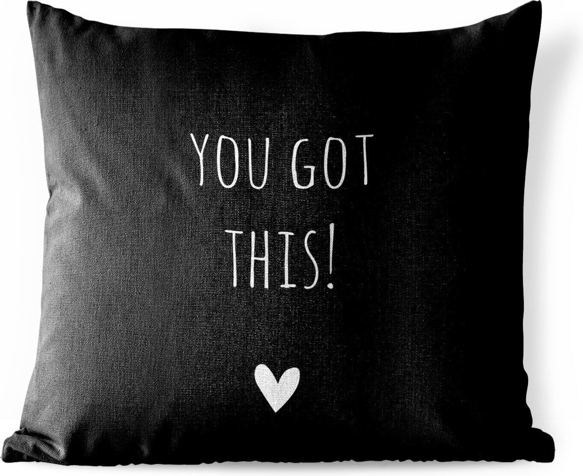 Weerbestendig tuinkussen met Engelse quote You got this! en hartje, zwart, 40 x 40 cm