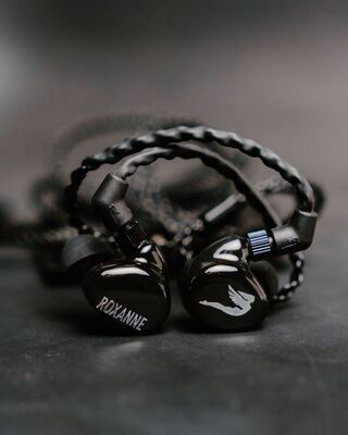 JH Audio Universal Roxanne Black noir