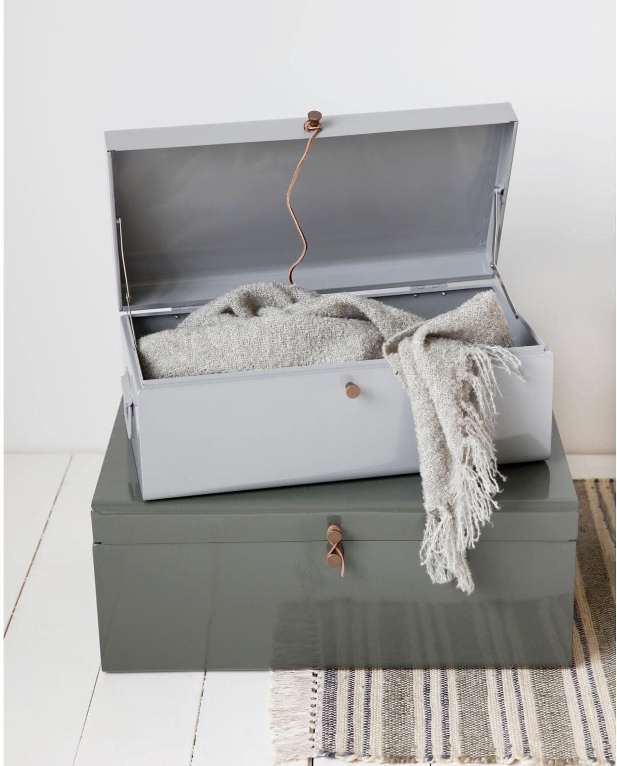 Aufbewahrungsbox "House Doctor", grau (grau, grün), 2 Stk., Leder, Metall, Aufbewahrungsboxen, Aufbewahrungsbox grau, grün 2 Stk.