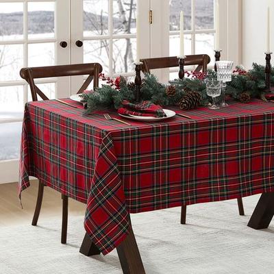 Threadmade Home Llc Fireside Tartan Rectangle Tablecloth, 60 x 102, Red
