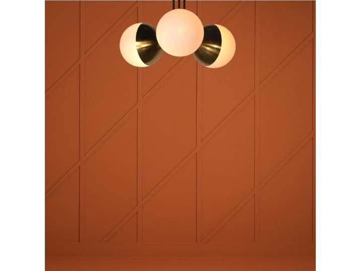 Plafonnier BISTRO - Métal noir et doré - 3 Globes opalins
