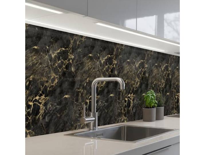 KitchenYeah© Rückwand Küche Rückwandschutz Selbstklebend Spritzschutz 60x400 cm - Küchenrückwand Küchenfront Küchen Selbstklebende Küchenrückwände Schwarz - Marmor - Gold - Nerf