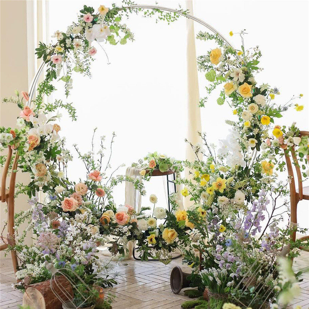The Seasonal Aisle Bevins Iron Arbour in Clear Clear 220cm H x 200cm W x 20cm D