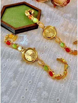 Fusion Finds Vintage Women's Gemstone Watch With Cat Eye Stone Waterproof Quartz Bracelet Vintage Women's Gemstone Watch With Cat Eye Stone Waterproof Quartz Bracelet