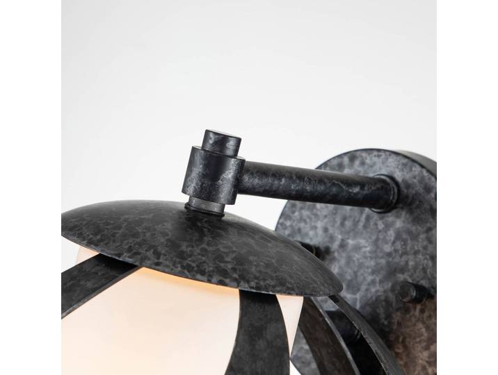 Blacksmith Wandleuchte, schwarz/weiß, 1-flg., IP44 - Elstead Quintiesse - Metall - Einflammig