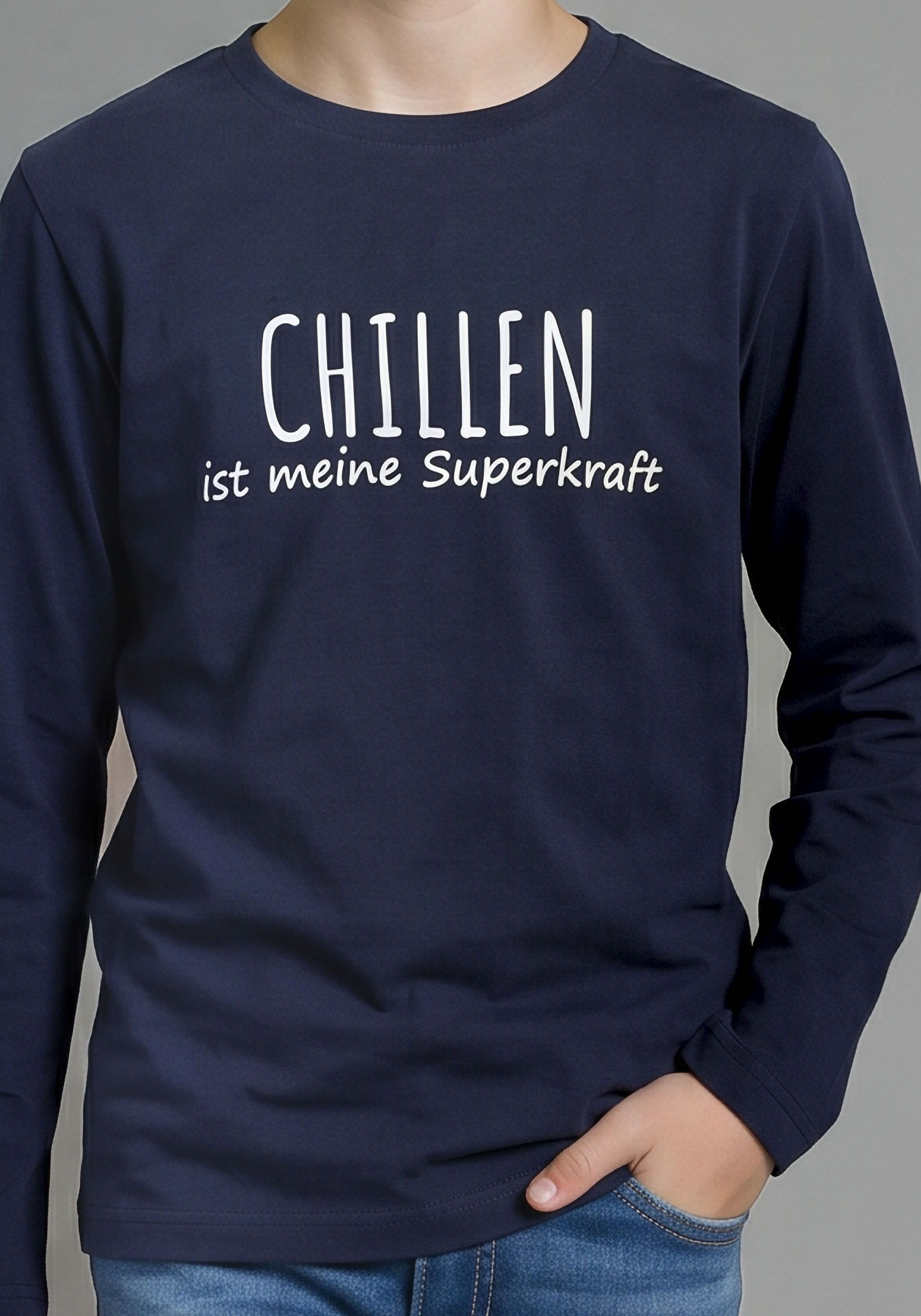 Langarmshirt KIDSWORLD "Sprücheshirt: CHILLEN ist meine Superkraft", Jungen, Gr. 140/146, blau (marine), Single Jersey, Obermaterial: 100% Baumwolle, unifarben, Basic, Rundhals, Shirts Langarmshirt, Sprücheshirt im modischem Stil marine 140/146