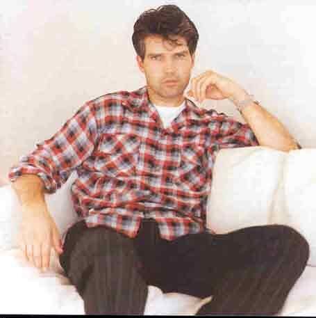 Lloyd Cole - Love Story - Preis vom 11.10.2026 03:10:56 h
