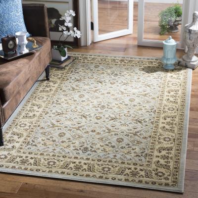 SAFAVIEH Florenteen Renata Traditional Oriental Rug