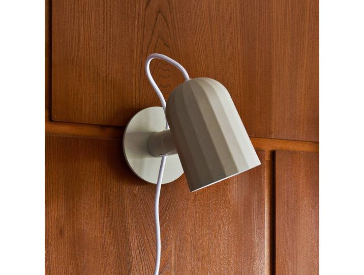HAY Designer Wandleuchte Noc Wall, weiß / opal, für Wohn- / Esszimmer, Aluminium, Design