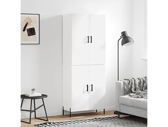 Elegantes Aufbewahrungsmöbel für die Wohnungseinrichtung: Weißes Highboard fürs Wohnzimmer aus Holzwerkstoff mit glatter Oberfläche und modernen Metallfüßen
