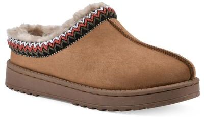 Women's Icebin Clog Slipper by White Mountain in Chestnut Fabric (Size 7 M)