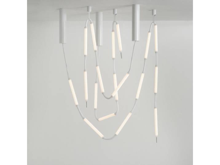 LED-Hängeleuchte Reb, 8-flammig, weiß, Länge 404 cm, EU - Normann Copenhagen - Wohnzimmer - Modern - Kunststoff - Mehrflammig