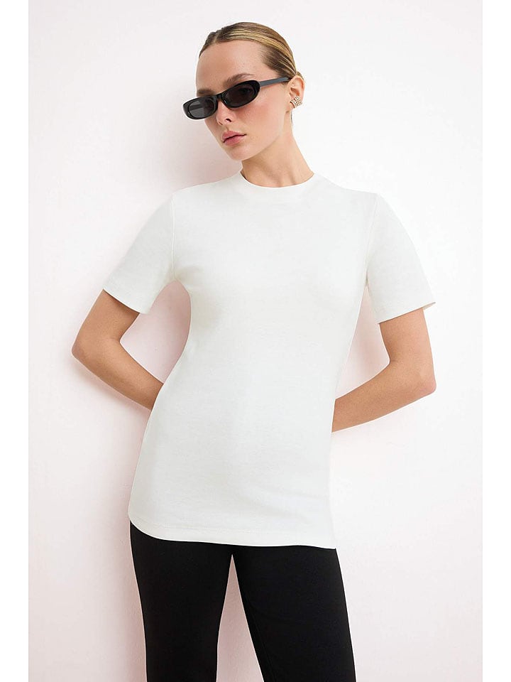 trendyol Shirt in Creme - L