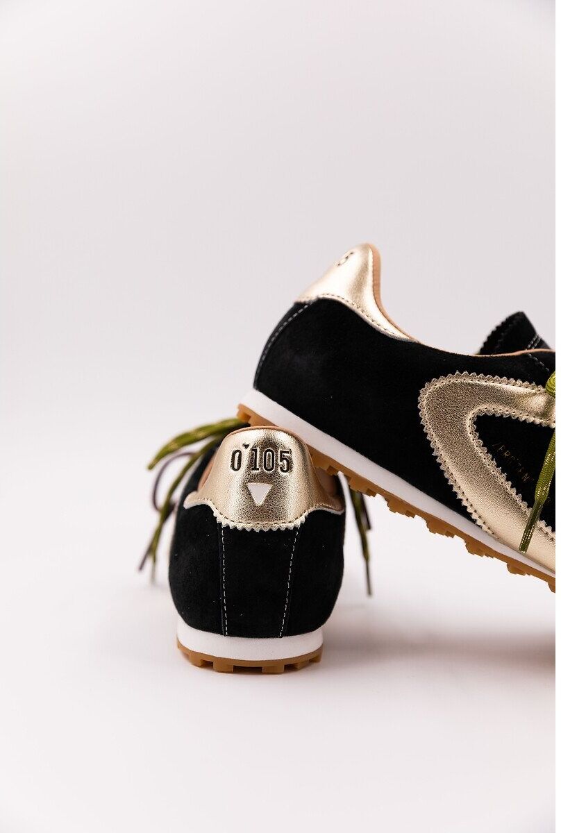 ZERO 105 Baskets en cuir suédé ASTRA