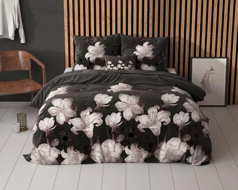 Sleeptime Bedovertrek Dark Flower Zwart 200 x 220 cm