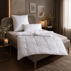 Traumschlaf Tencel™ Lyocell Bettdecke medium, Füllung: 70% Lyocell, 30% Polyester 135x200 cm