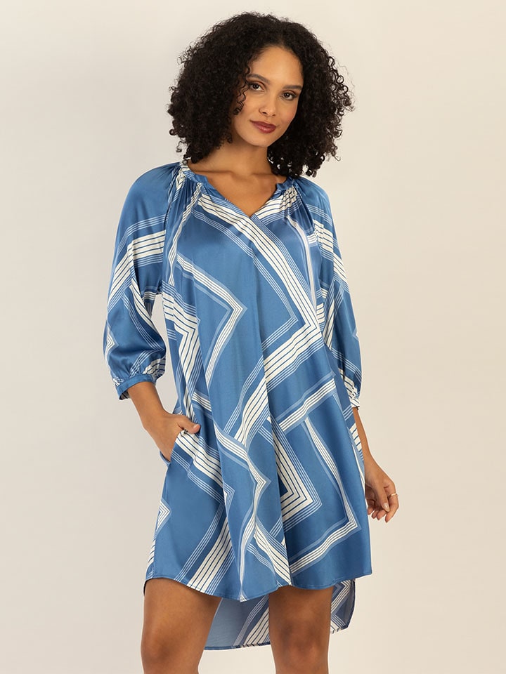 APART Kleid in Weiß/ Blau - 38