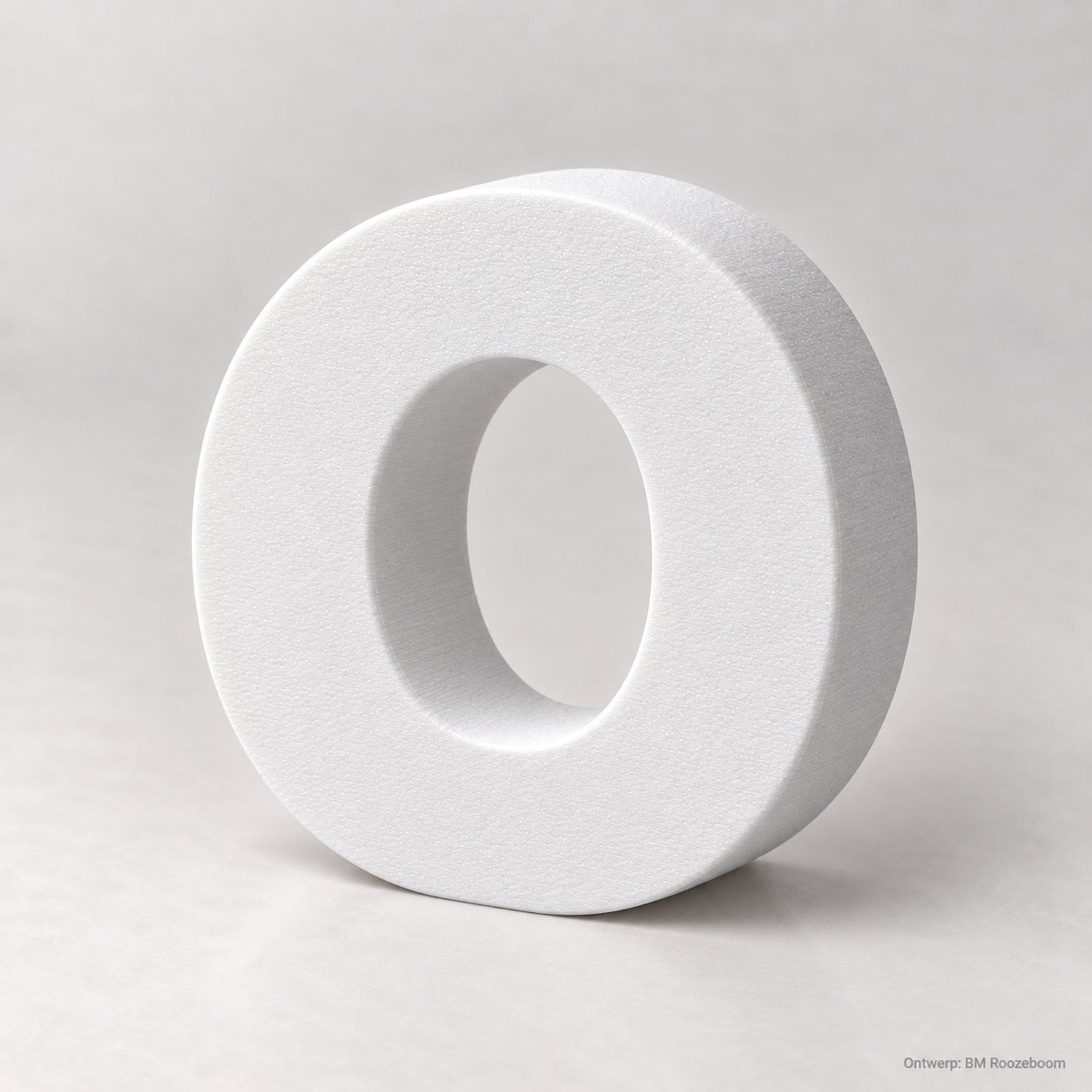BM Roozeboom Letter O Montserrat ExtraBold Wit 3D-geprint PLA Hoogte: 10 cm, Diepte: 3 cm