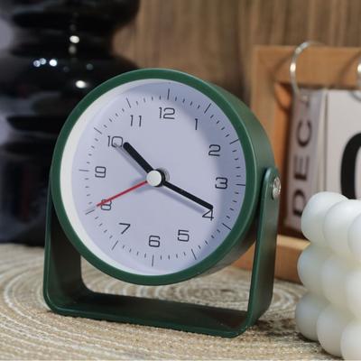 Daily Discovery Silent Alarm Clock Mini Desk Clock Minimalist Quartz Bedside Clock For Bedroom Office Study green